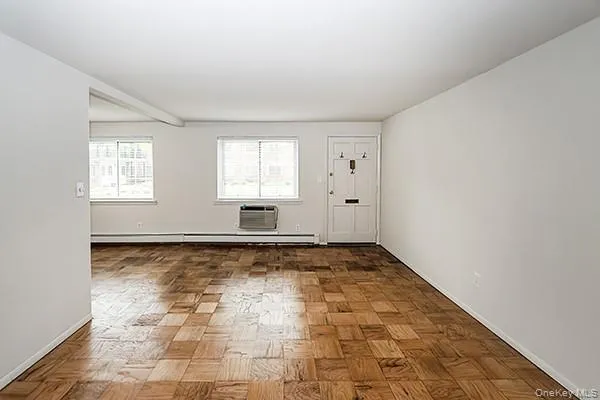 178 Jervis Avenue #178 Farmingdale, NY 11735