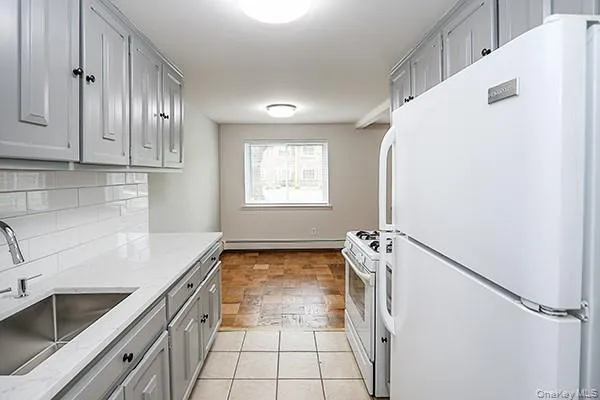 178 Jervis Avenue #178 Farmingdale, NY 11735