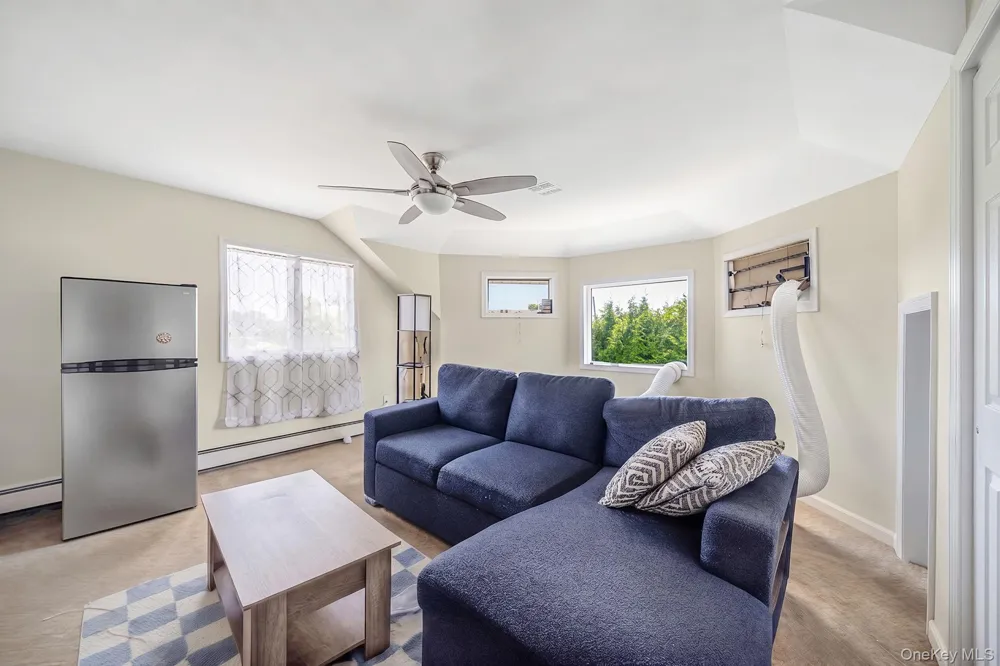 64 Mowbray Avenue Bay Shore, NY 11706