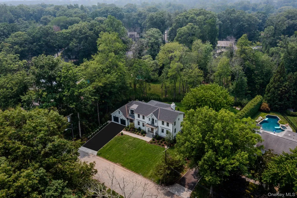 14 Kolbert Drive Scarsdale, NY 10583