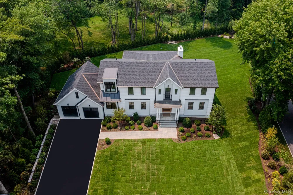 14 Kolbert Drive Scarsdale, NY 10583