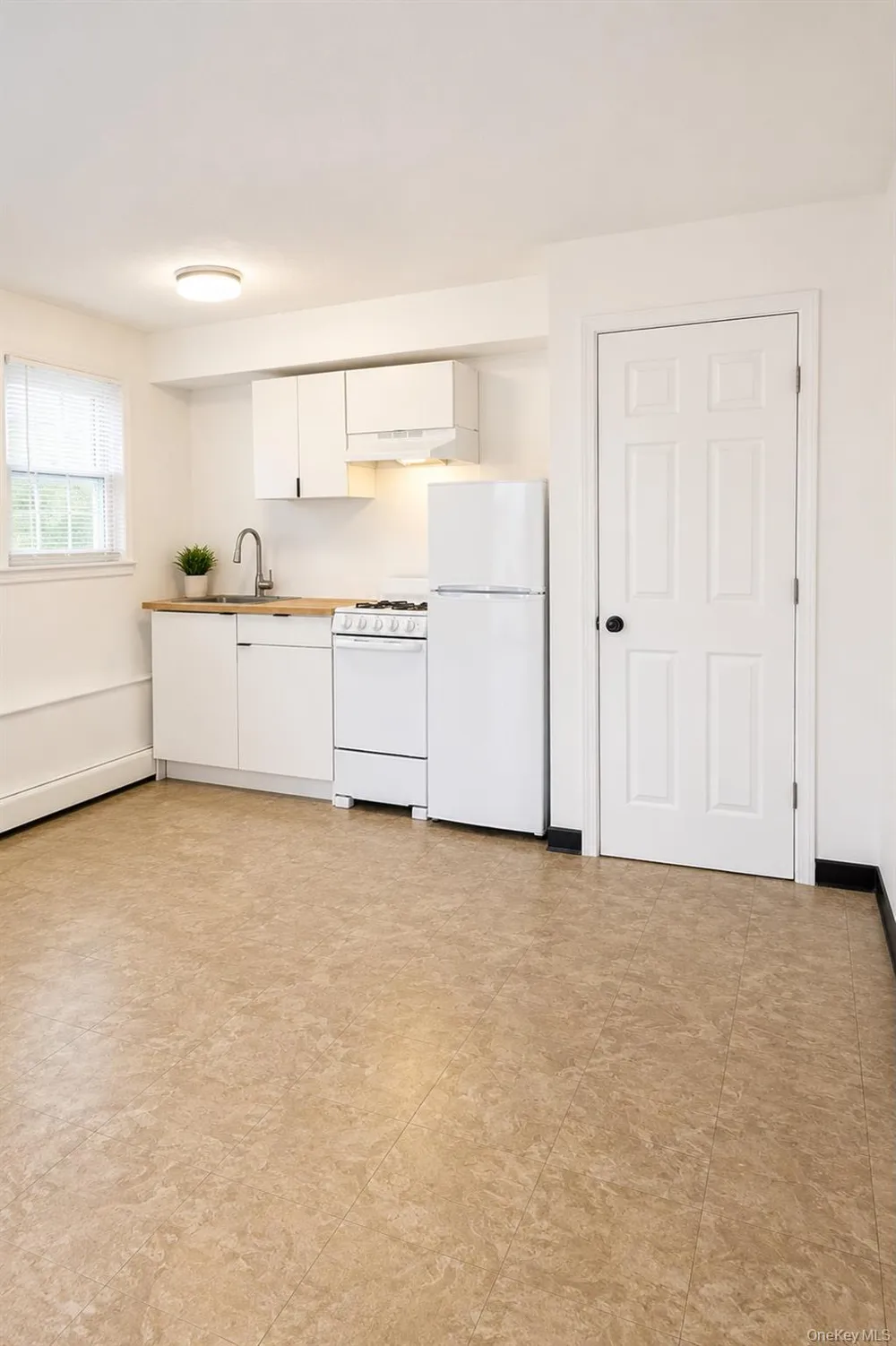 6931 Almeda Avenue Arverne, NY 11692