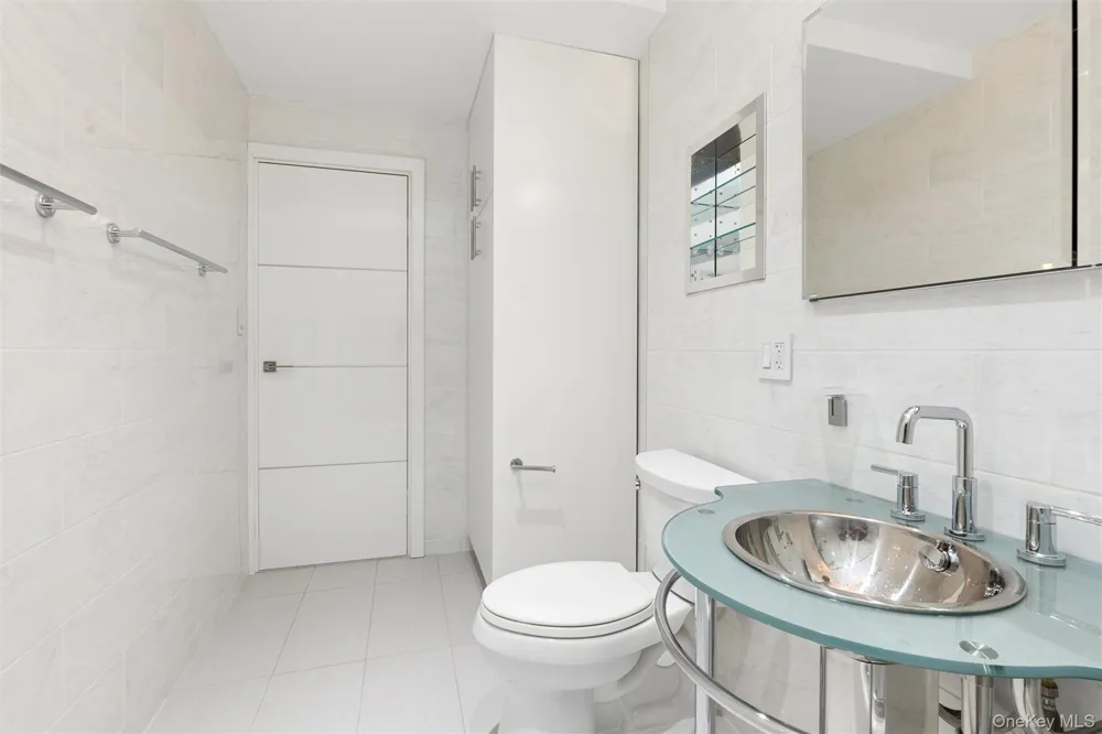 45-02 Ditmars Boulevard #124 Astoria, NY 11105