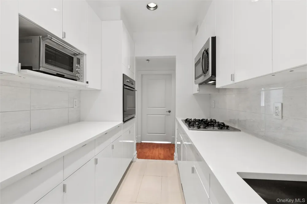 45-02 Ditmars Boulevard #124 Astoria, NY 11105