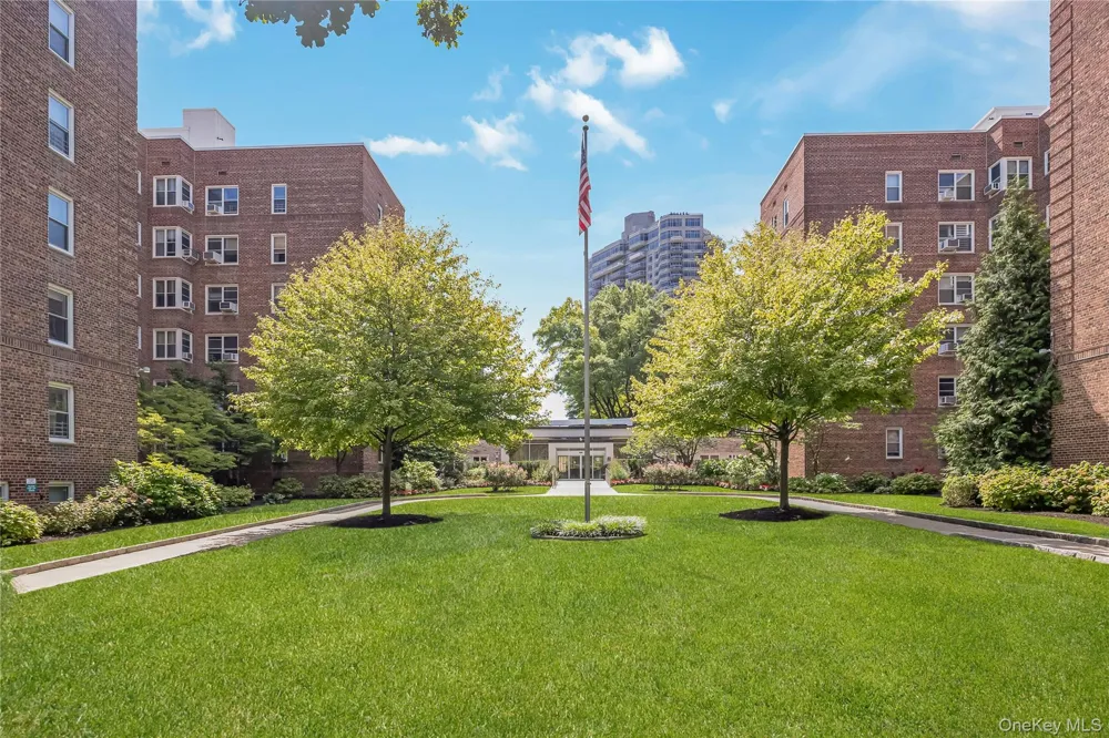 112-20 72nd DRIVE #C43 Forest Hills, NY 11375