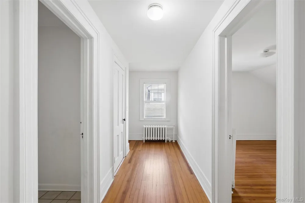 208A Wheatley Road Old Westbury, NY 11568