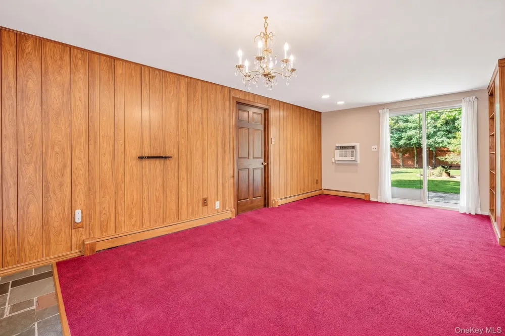 1050 Sipp Avenue Medford, NY 11763