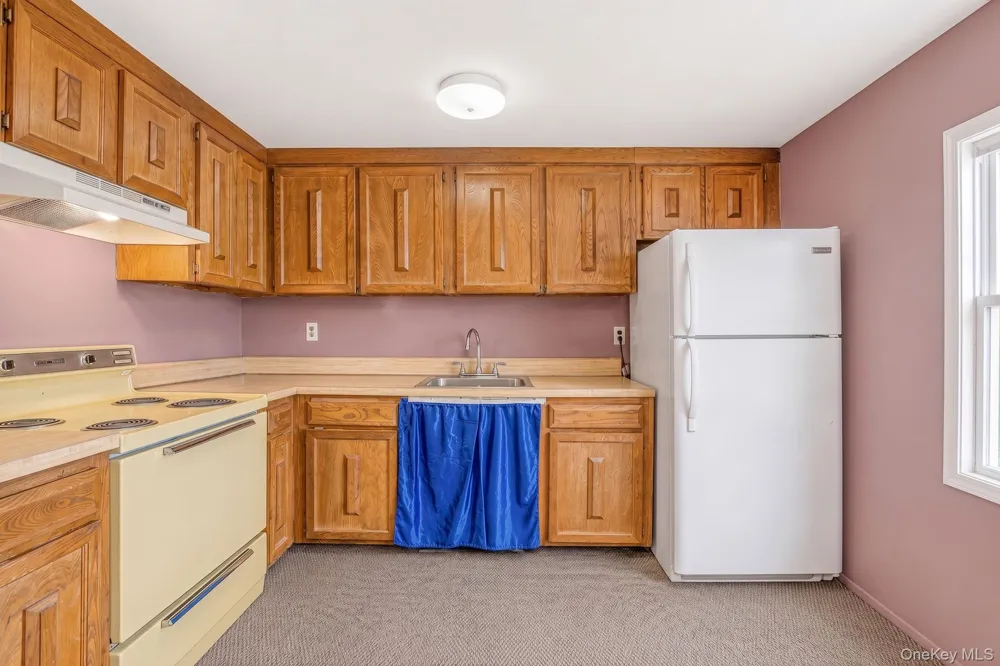 1050 Sipp Avenue Medford, NY 11763