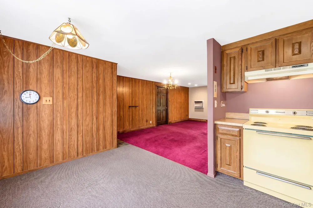 1050 Sipp Avenue Medford, NY 11763