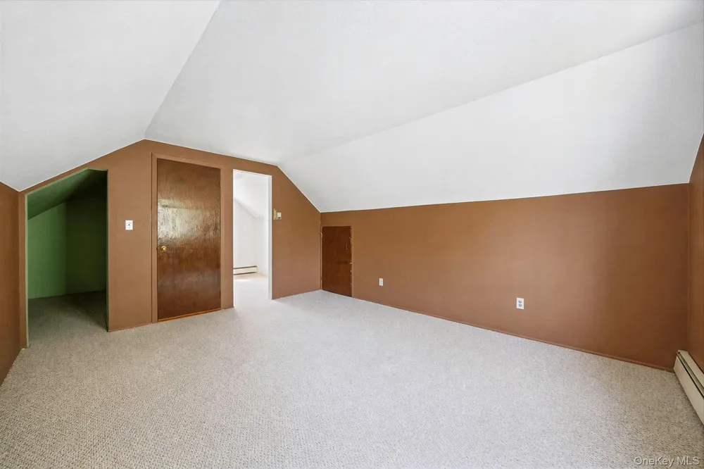 1050 Sipp Avenue Medford, NY 11763