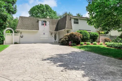 17 Sundial Lane