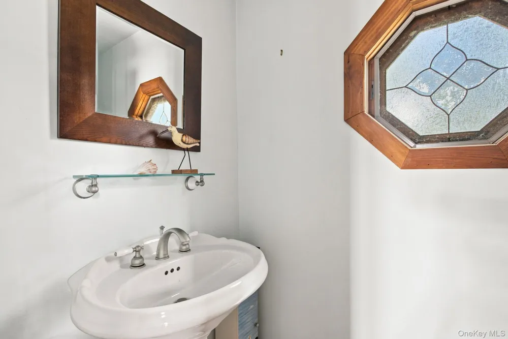 344 Broadway #9W Ulster Park, NY 12487