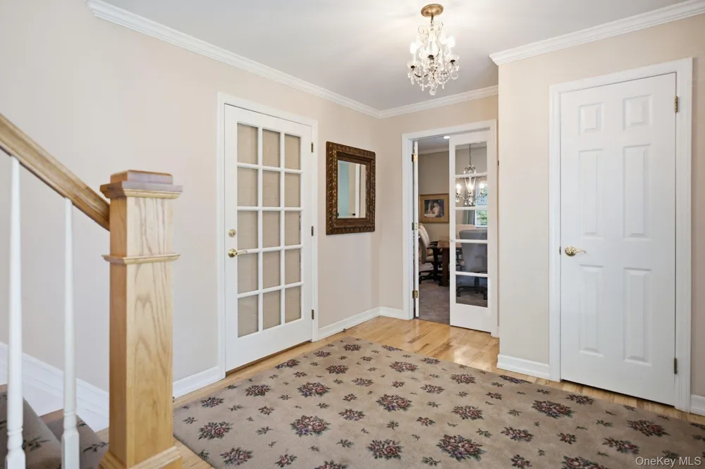 250 Montauk Highway East Moriches, NY 11940