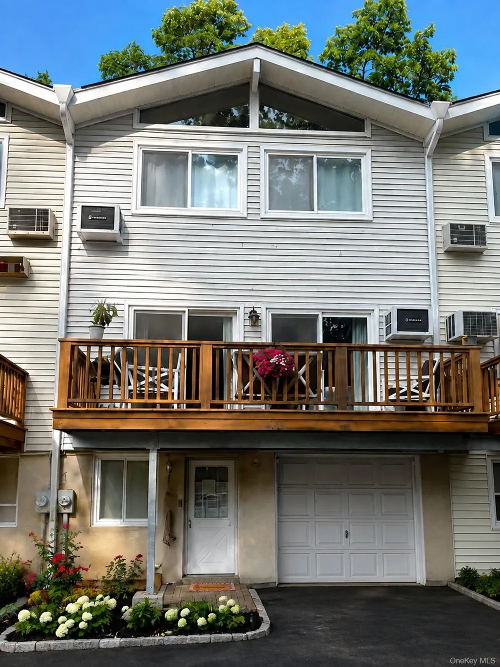 48 Scenic Circle #48 Croton-on-Hudson, NY 10520