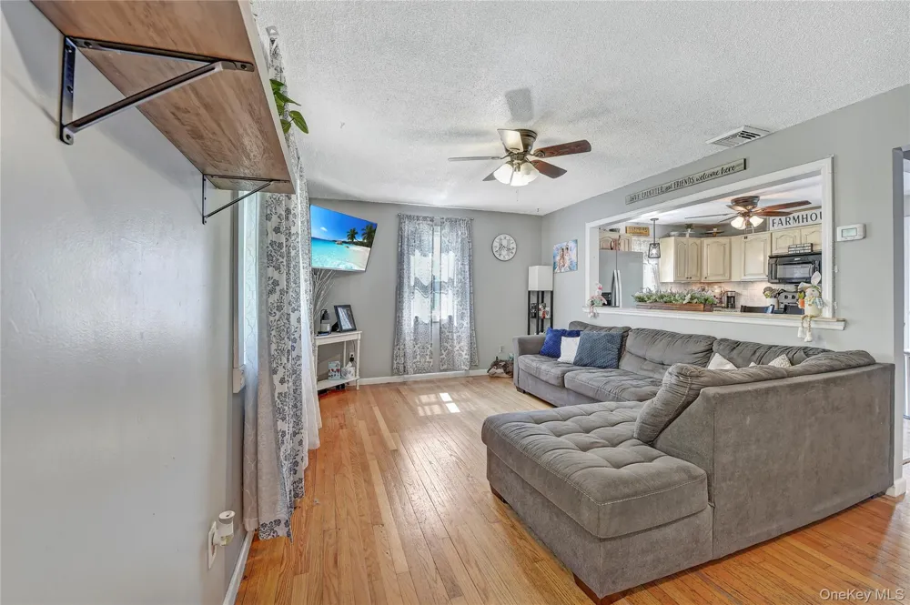 145 South Street Marlboro, NY 12542