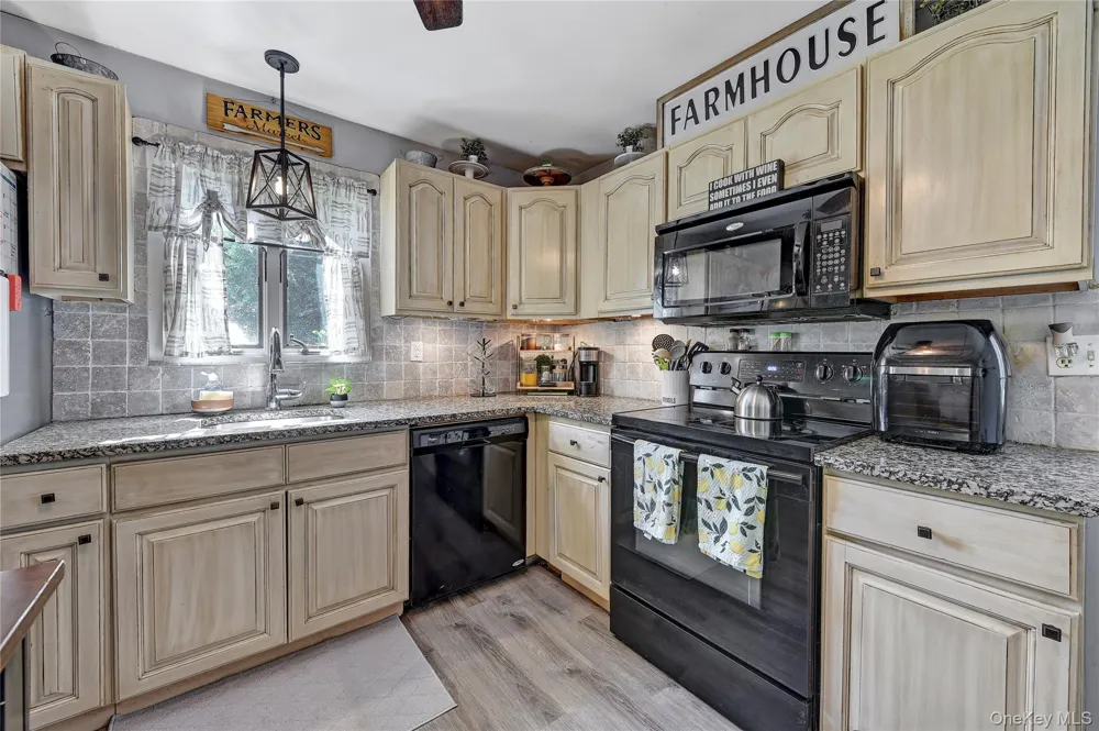145 South Street Marlboro, NY 12542