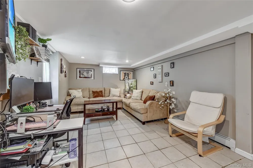 145 South Street Marlboro, NY 12542