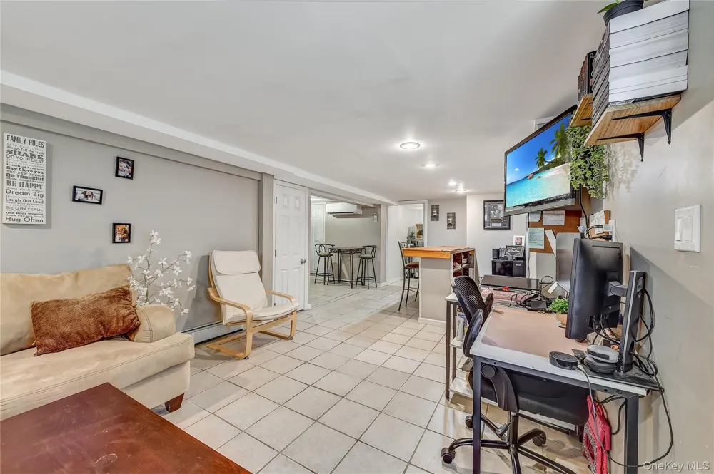 145 South Street Marlboro, NY 12542