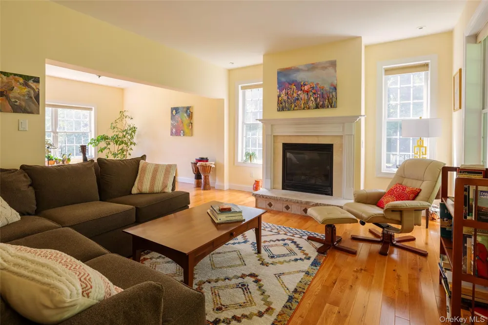 555 Plutarch Highland, NY 12528