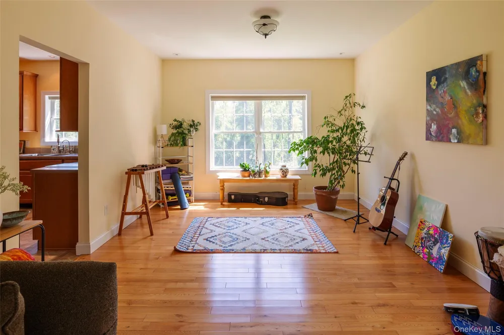 555 Plutarch Highland, NY 12528