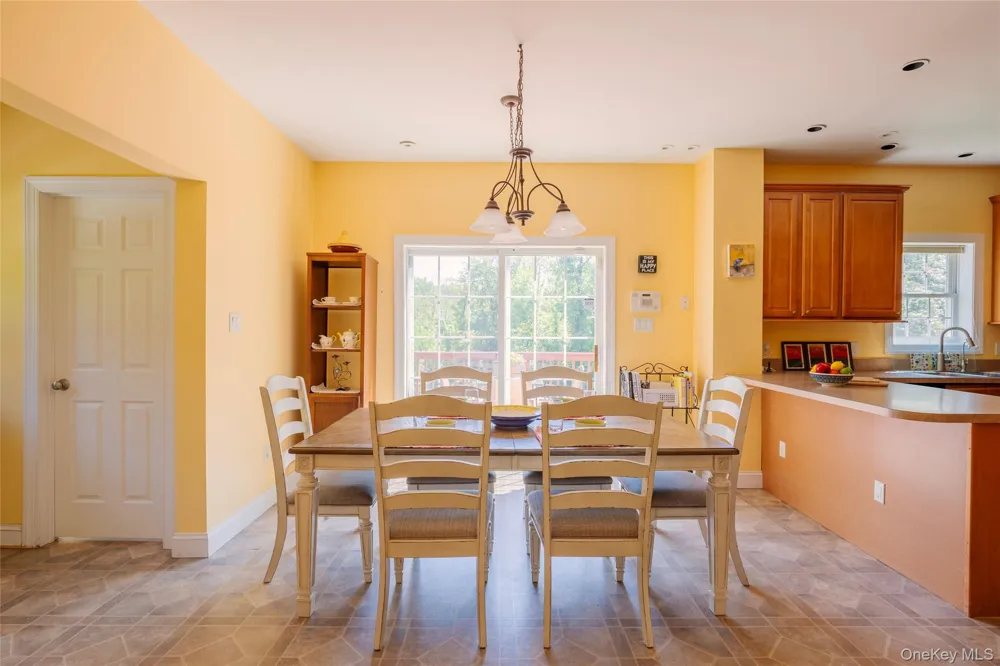 555 Plutarch Highland, NY 12528