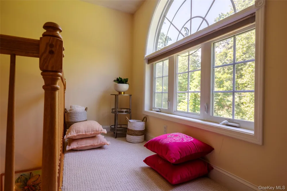 555 Plutarch Highland, NY 12528