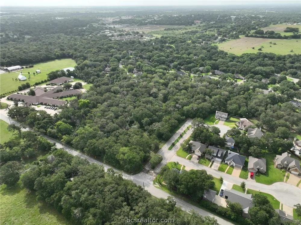 7 Country Club Drive Caldwell, TX 77836