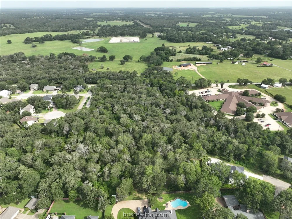 7 Country Club Drive Caldwell, TX 77836