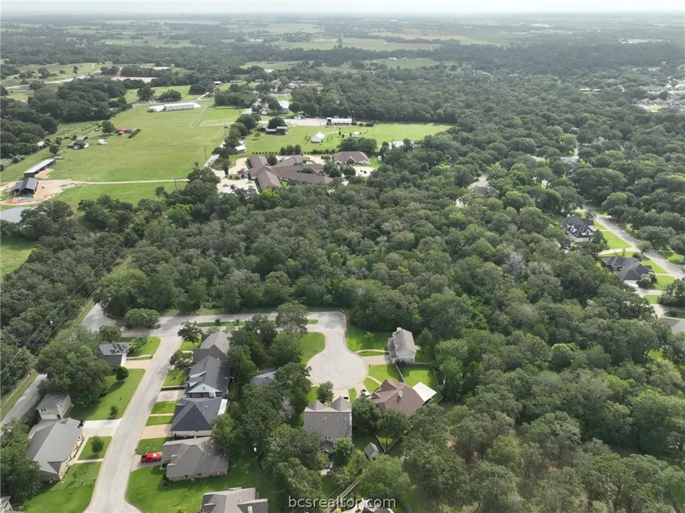 7 Country Club Drive Caldwell, TX 77836