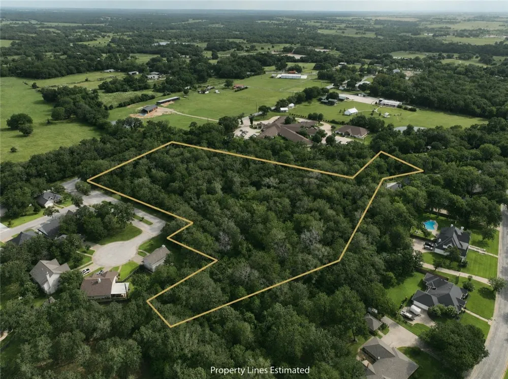 7 Country Club Drive Caldwell, TX 77836