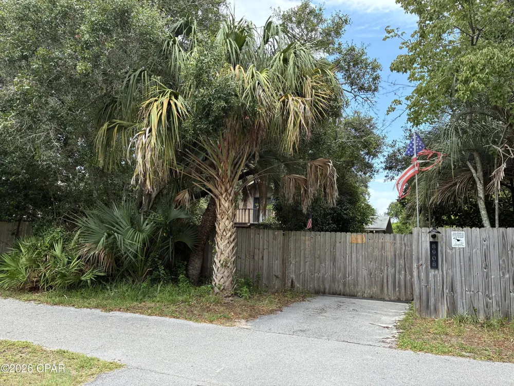 8908 Lagoon Drive Panama City, FL 32408
