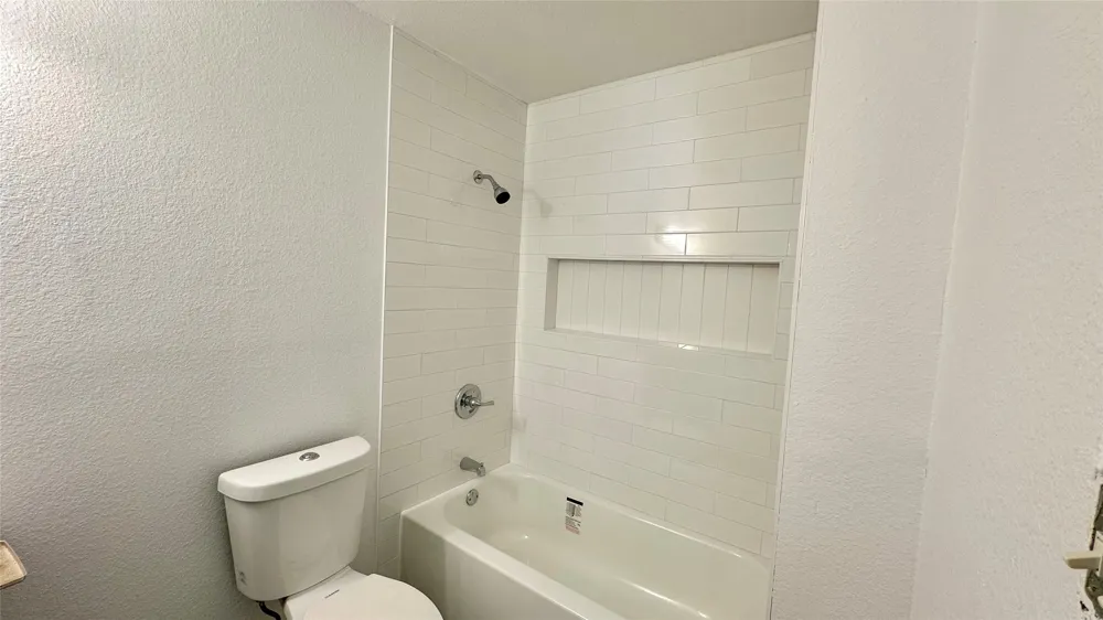 5300 Duchess Court Lake Dallas, TX 75065