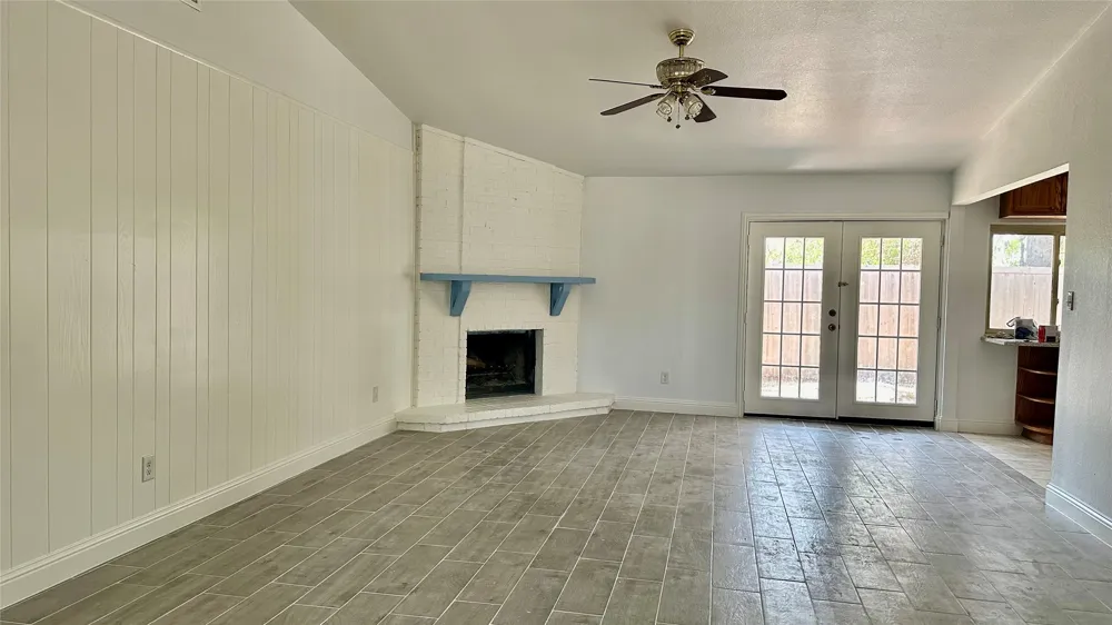 5300 Duchess Court Lake Dallas, TX 75065