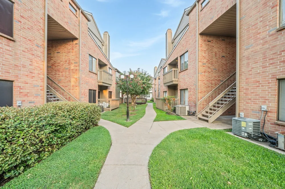 2023 Gentry Side Drive #204 Houston, TX 77077