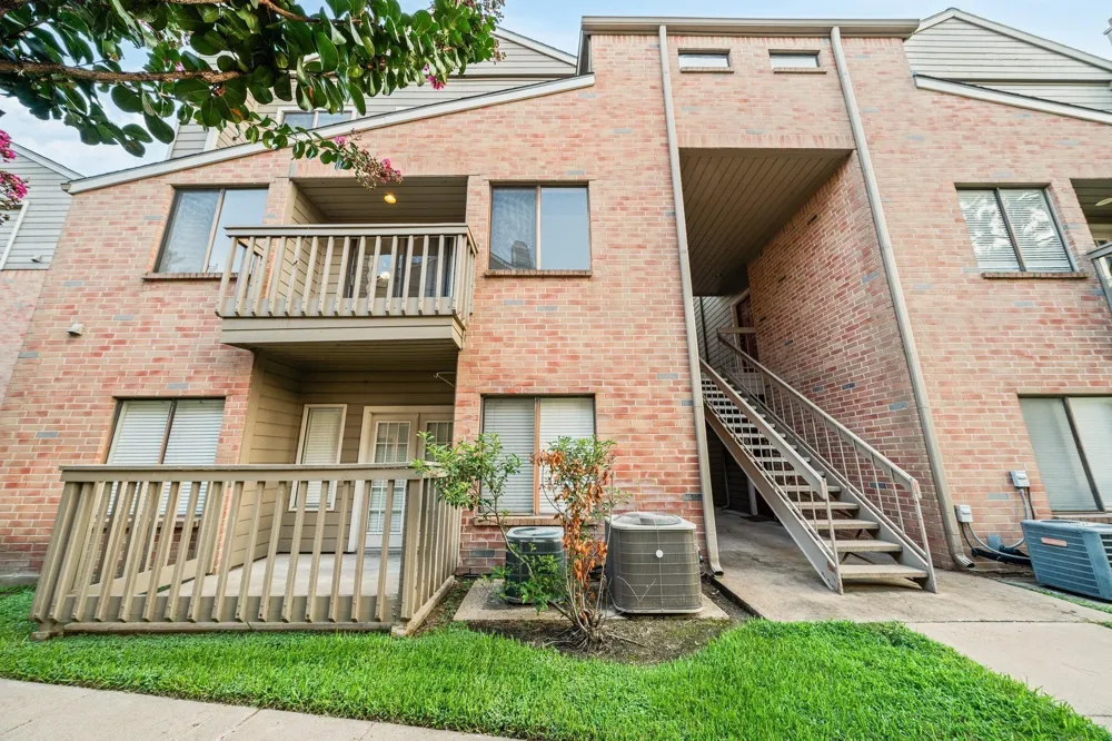 2023 Gentry Side Drive #204 Houston, TX 77077