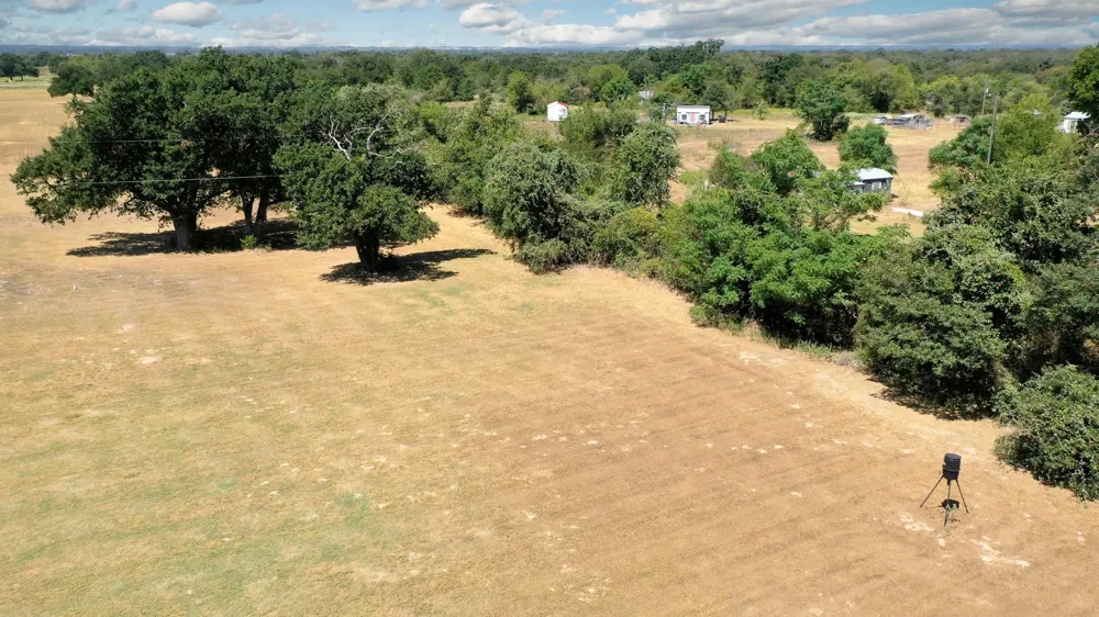 8938 Old Highway Road Calvert, TX 77837