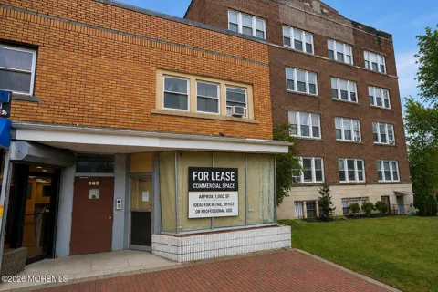 274 Central Avenue
