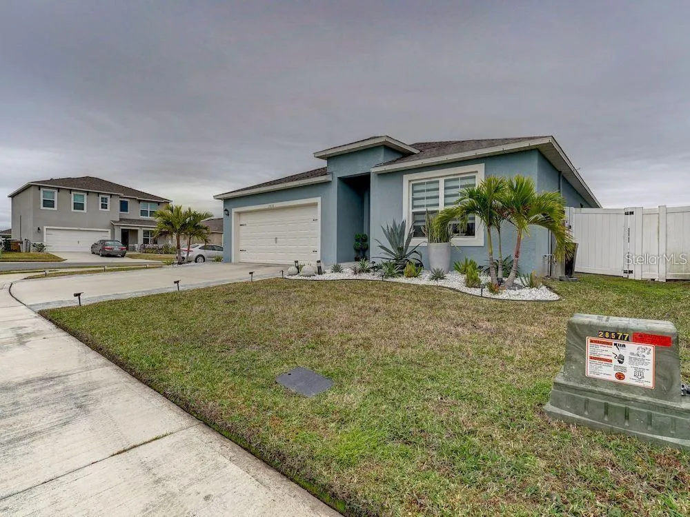 1836 DELROSE ROAD Kissimmee, FL 34744