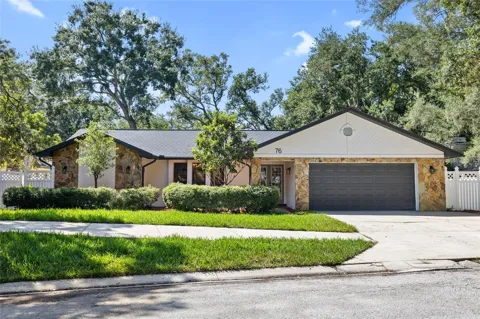 76 BAY WOODS DRIVE