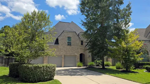 142 Mayfield Drive