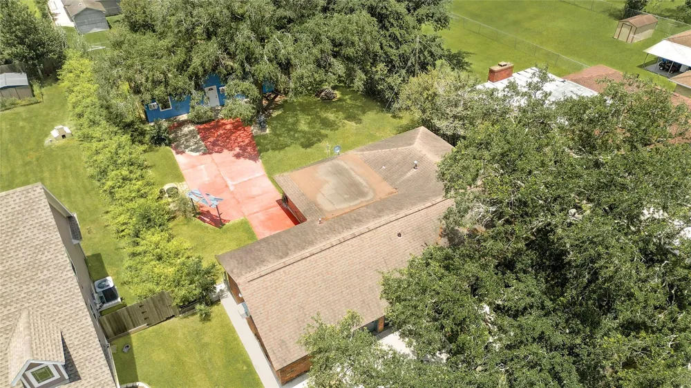 3202 Mckinney Drive La Marque, TX 77568