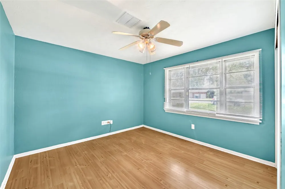 3202 Mckinney Drive La Marque, TX 77568