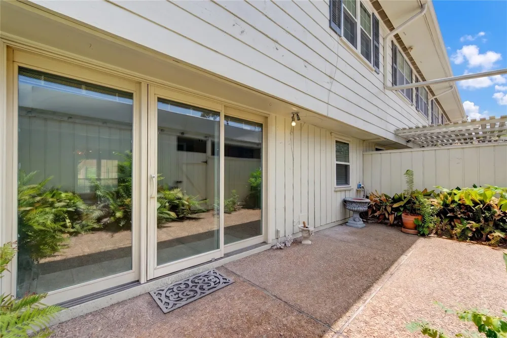 12710 Huntingwick Drive #121 Houston, TX 77024