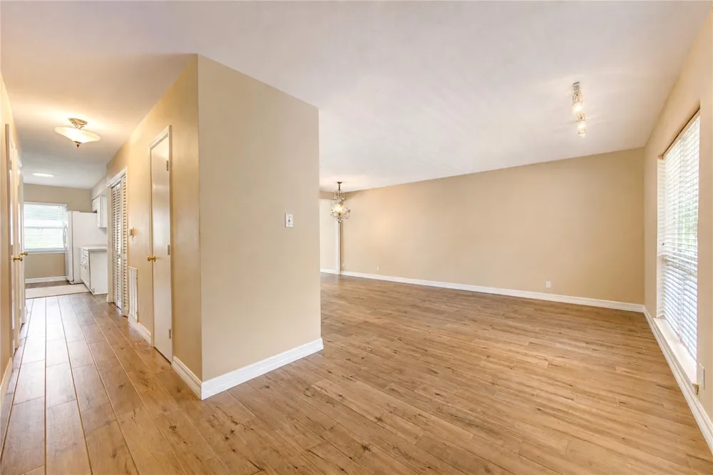 12710 Huntingwick Drive #121 Houston, TX 77024