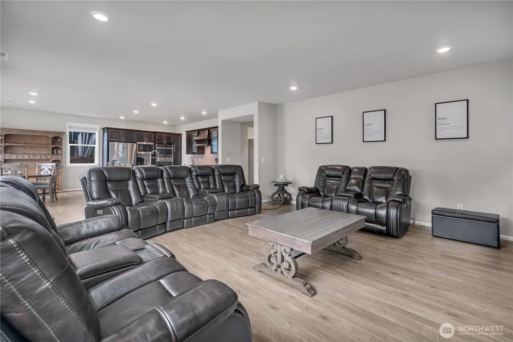 14603 200th Avenue E Bonney Lake, WA 98391