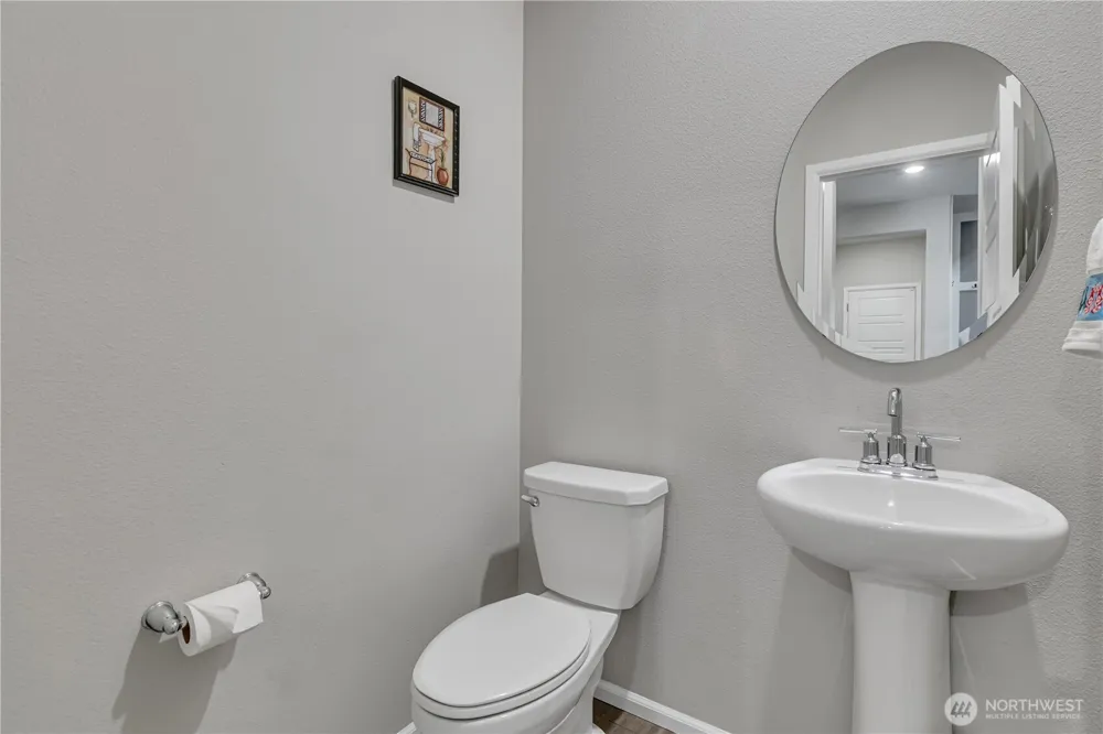 14603 200th Avenue E Bonney Lake, WA 98391