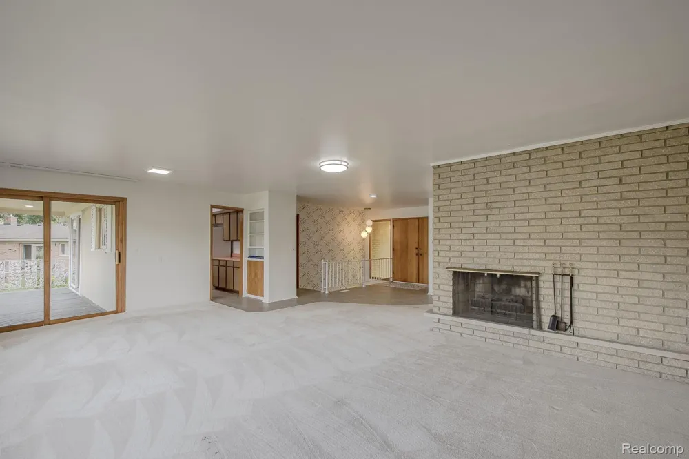 3108 Schoolhouse Drive Waterford Charter Township, MI 48329