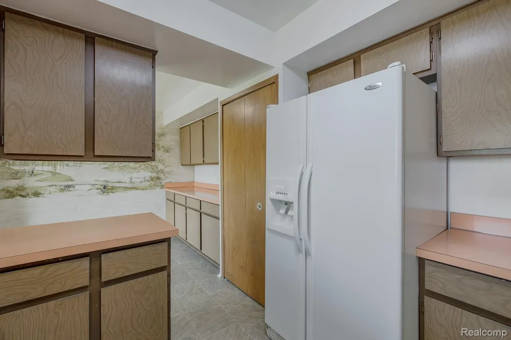 3108 Schoolhouse Drive Waterford Charter Township, MI 48329