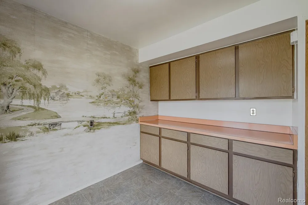 3108 Schoolhouse Drive Waterford Charter Township, MI 48329