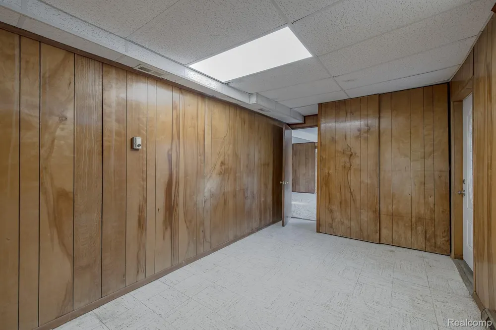 3108 Schoolhouse Drive Waterford Charter Township, MI 48329